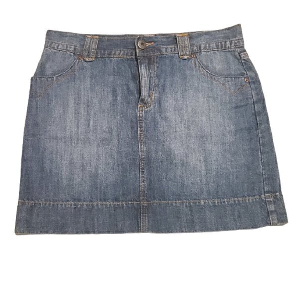 Dresses & Skirts - [Tint] Jean Mini Skirt - Size 6